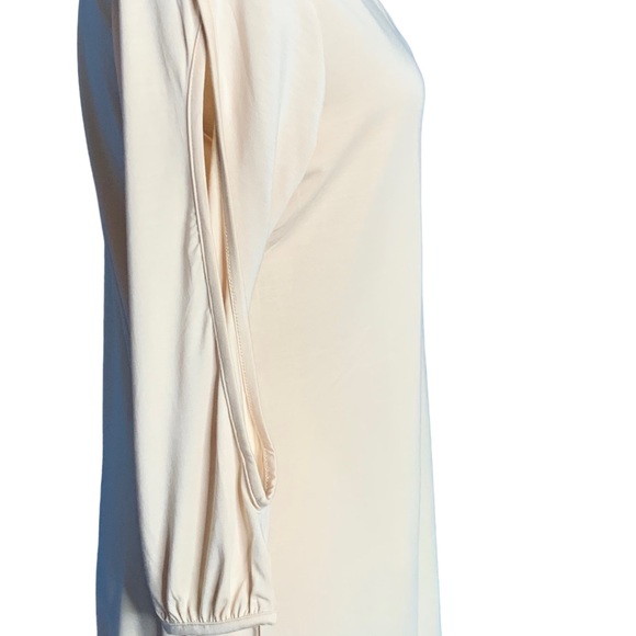Pennington and Bailes Cream Scoop Neck Long Sleeve Tunic Top | Size M - Picture 2 of 6